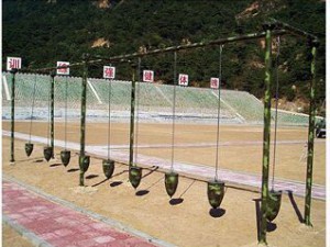 HS-2513 Ground swing bridge   地面荡木桥