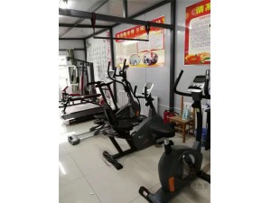 市体育局访惠聚某活动室